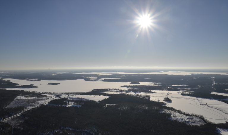 Äänekosken Biotuotetehdas ja Viitasaaren talviset maisemat