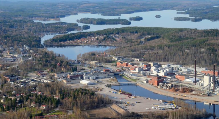 Kotiseutulento Biotuotetehtaan kautta