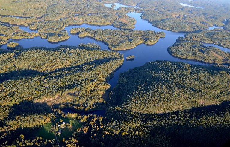 Etelä-Konneveden Kansallispuiston ylilento